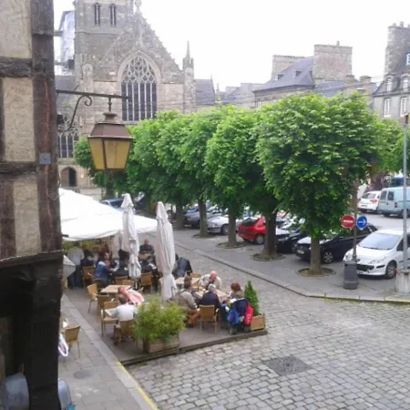 Le De St-sauveur Apartment Dinan